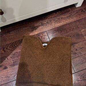 Women’s Sleeveless Brown Sweater